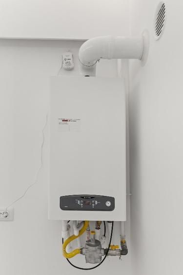 Apartament 3 camere Cortina North, etaj 6, finisaje premium, vedere liberă - Poză 15