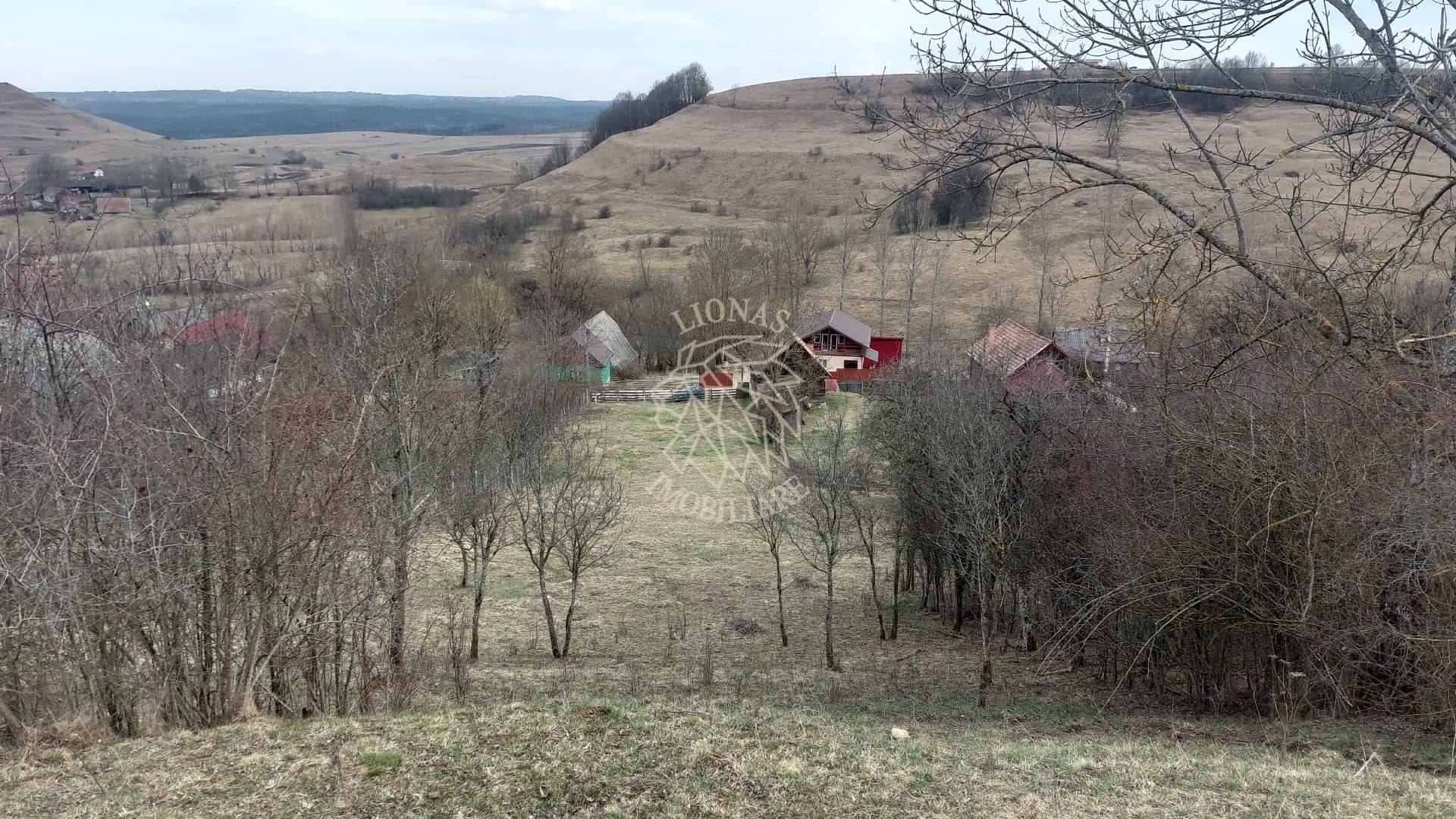 COMISION O Casă tradițională de vânzare 60MP teren intravilan 2295MP MARGAU CLUJ - Poză 4