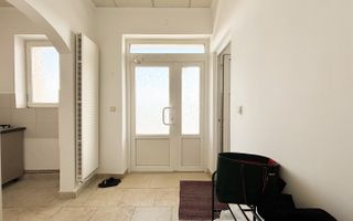 Spatiu comercial, 5 camere, 2 bai, 1 nivel Teren 392mp, Jucu de Mijloc - Poză 10