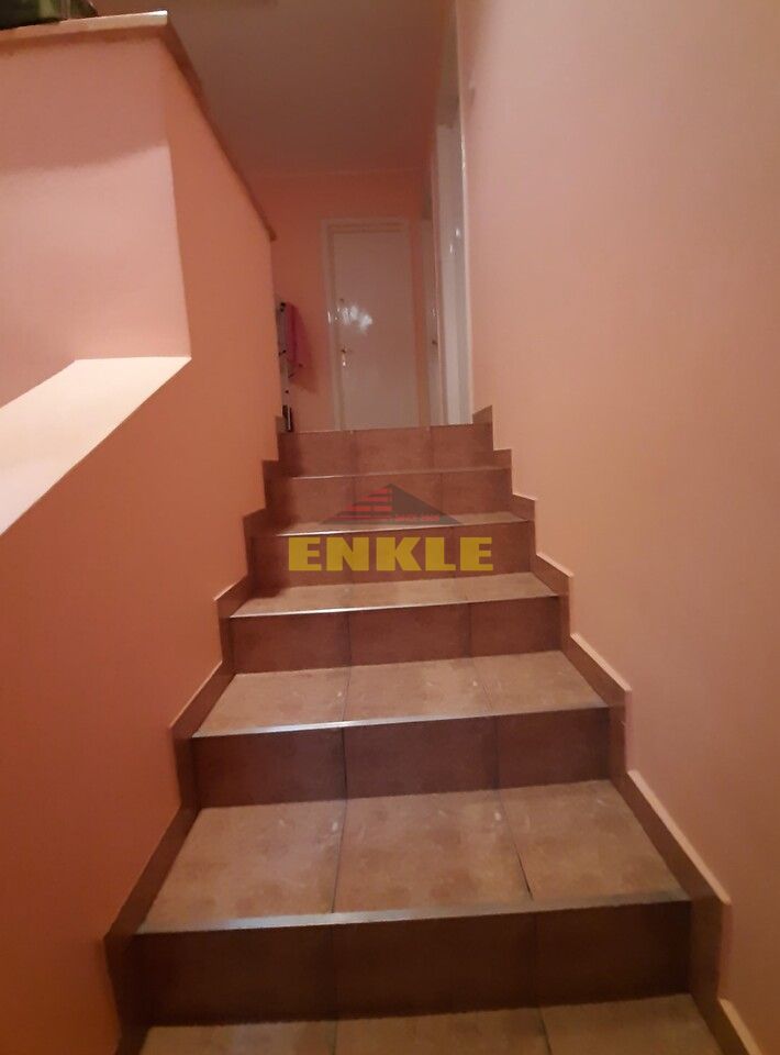 Casa 5 camere, Zona Parcul Tineretului, pret 105000 euro neg - Poză 4