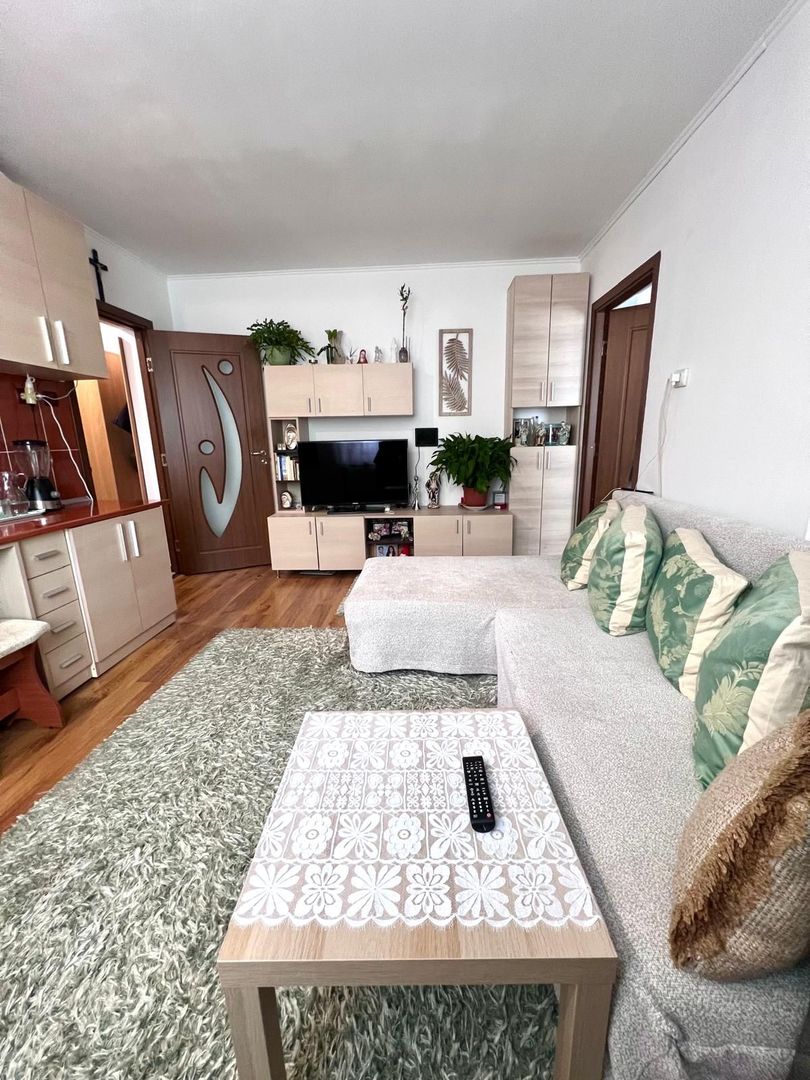 Apartament cu curte 2 camere - Mehala - Poză 2