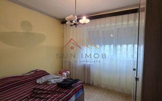 Apartament 3 camere, decomandat, centru, Ploiesti, Prahova - Poză 4