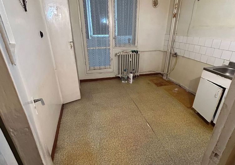 Vânzare apartament  dec.2 camere, 2 balcoane, bloc 77, Titan- 7 min metrou - Poză 2