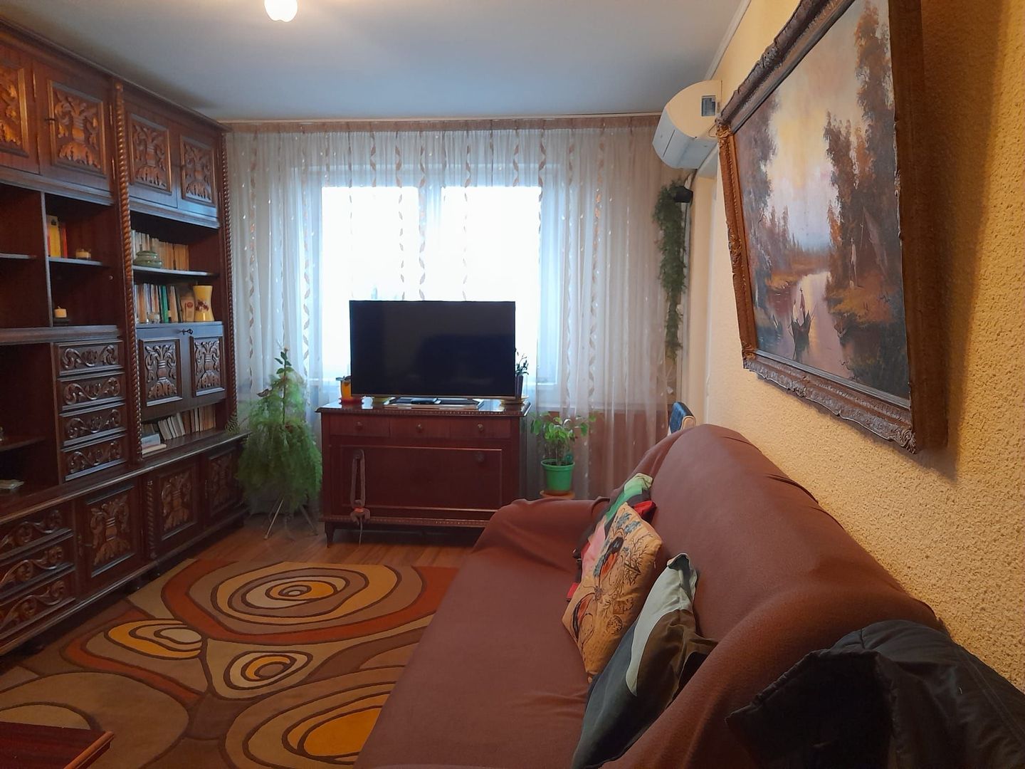 Apartament 3 camere zona Dristor - Rm Sarat - Poză 1