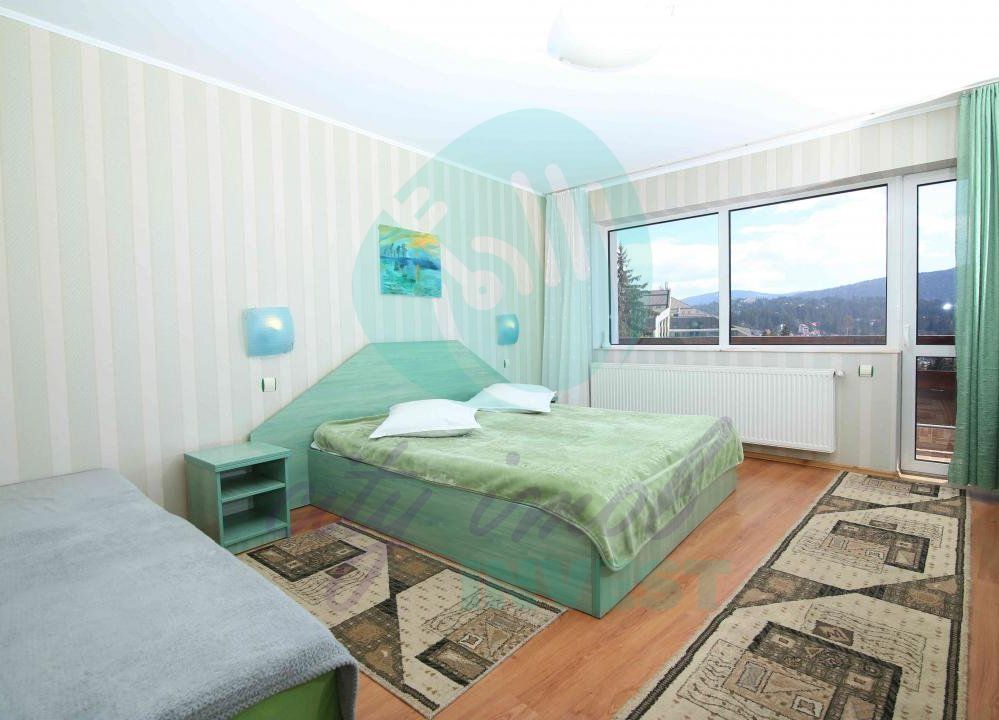 Vila cu 24 de camere cu priveliste superba ideal investitie in PREDEAL - Poză 12