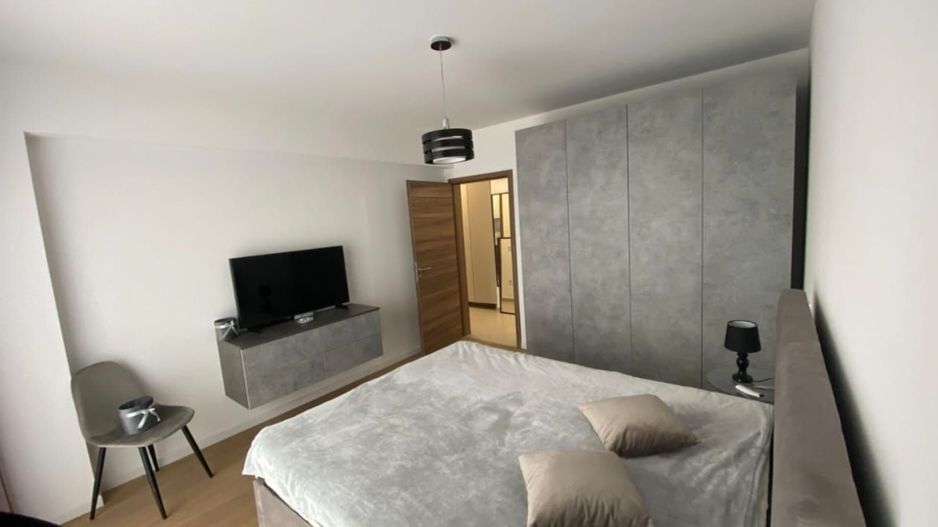 Apartament lux 2 camere, zona centrala - Poză 2