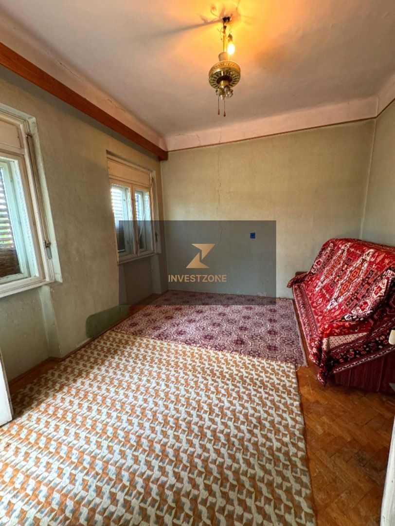 Teren 1000 mp și casă lângă Aquapark ul Nymphaea din Oradea - Poză 11