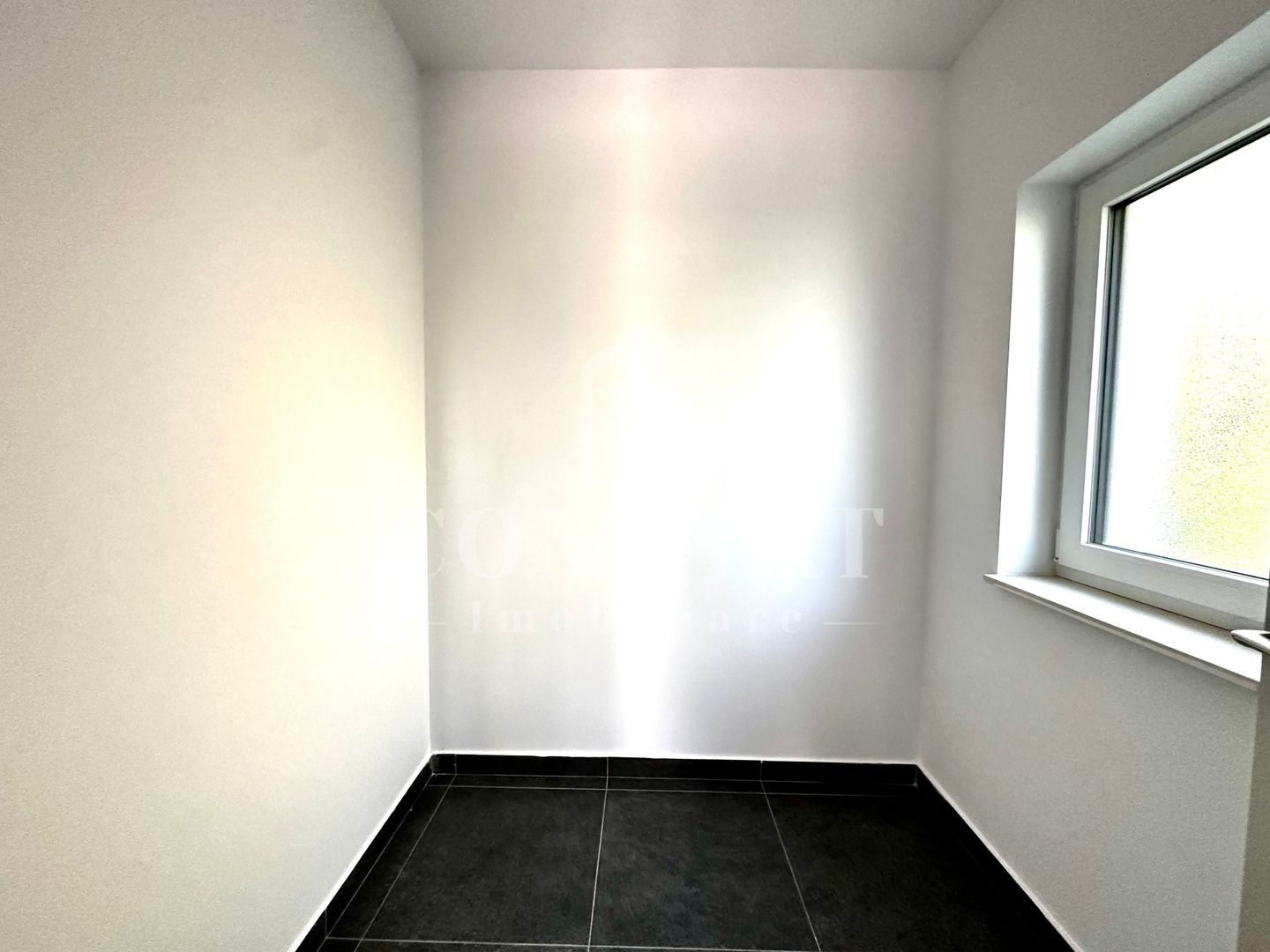 Duplex finisat | 2 locuri de parcare | Zona Tineretului - Poză 20