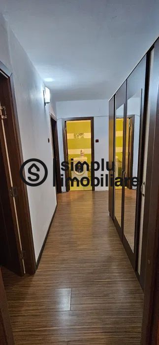 3 decomandate, etaj 3/4, centrala, 1 Mai - 400 Euro - Poză 5