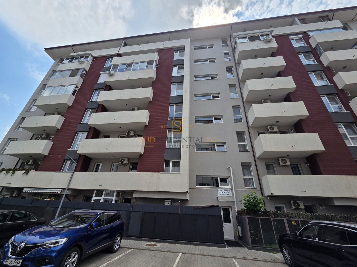 Apartament 3 camere cu curte proprie, aproape de metrou Berceni - Poză 4