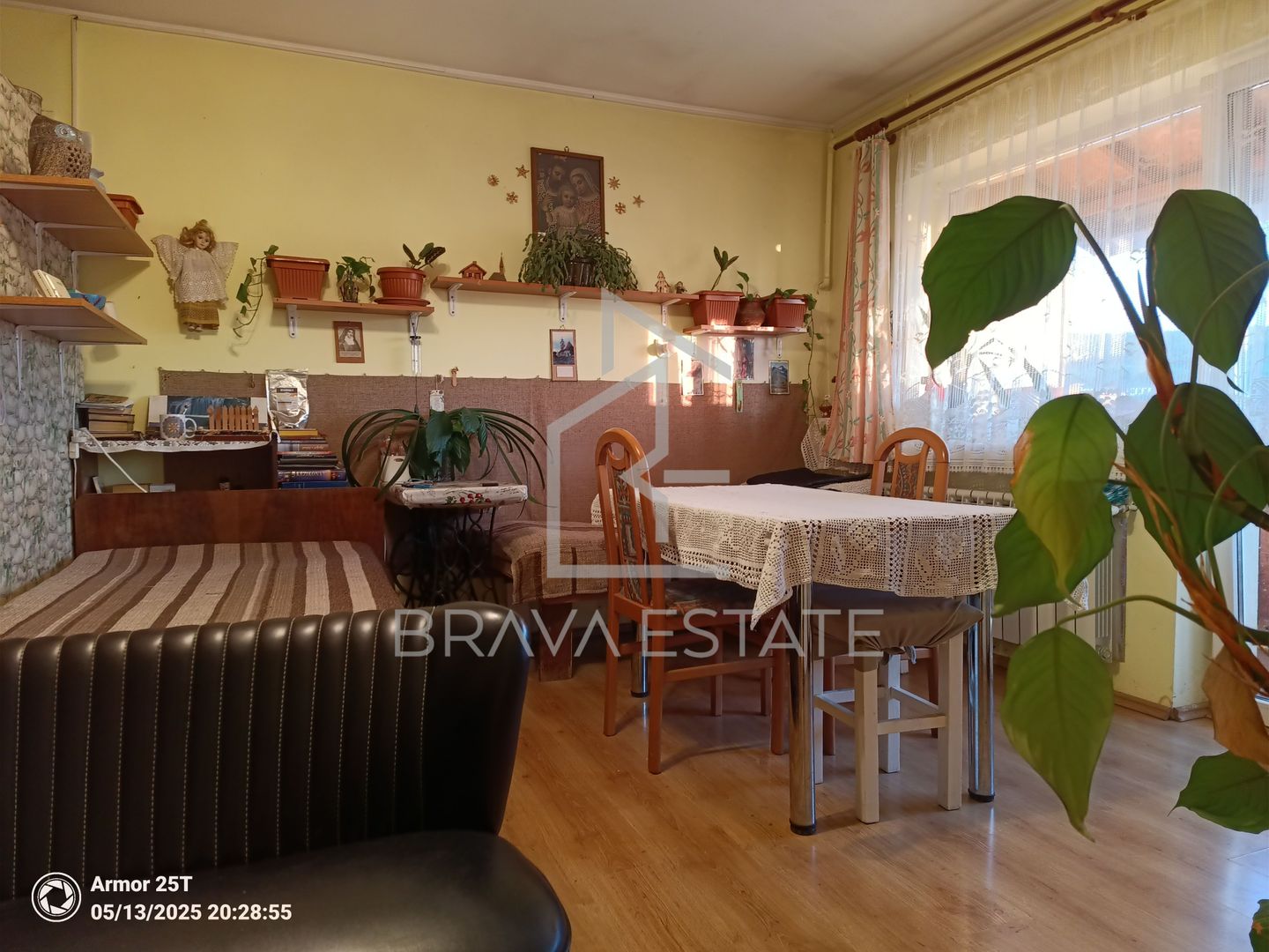 Apartament 2 Camere, 42mp,  2 balcoane, zona Stejarului - Poză 7