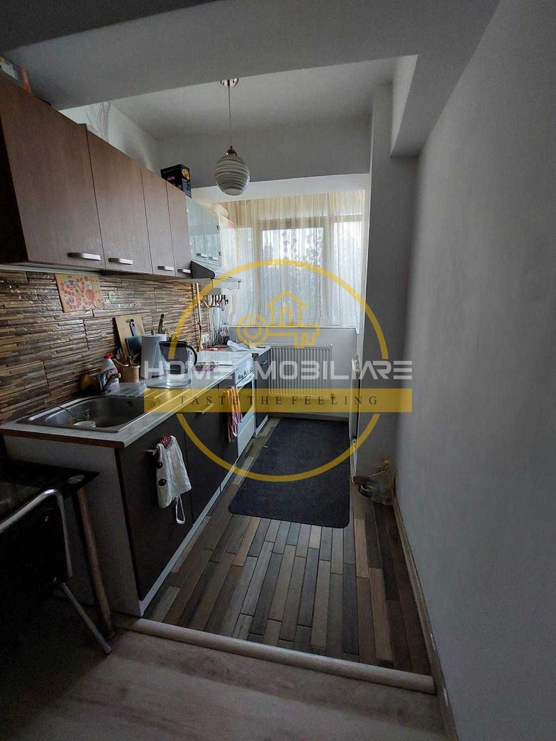 Alexandru Cel Bun Apartament 2 Camere Decomandat Etaj Intermediar Lift - Poză 3
