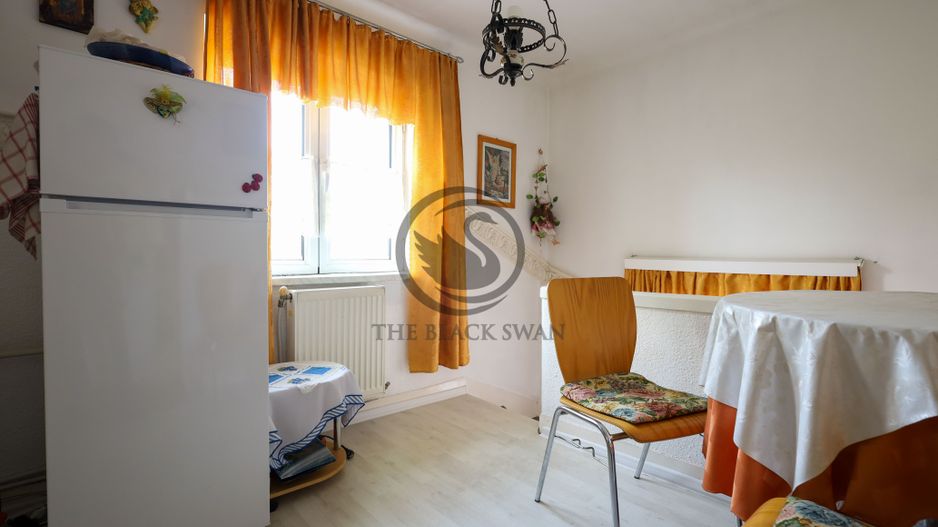Casa de vanzare cu 4 camere | Zona Afi Palace, Ploiești | Comision 0% - Poză 9