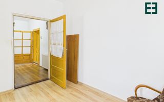 Casă cu teren de 468 mp - Cartierul Grădiște - Arad - Poză 3