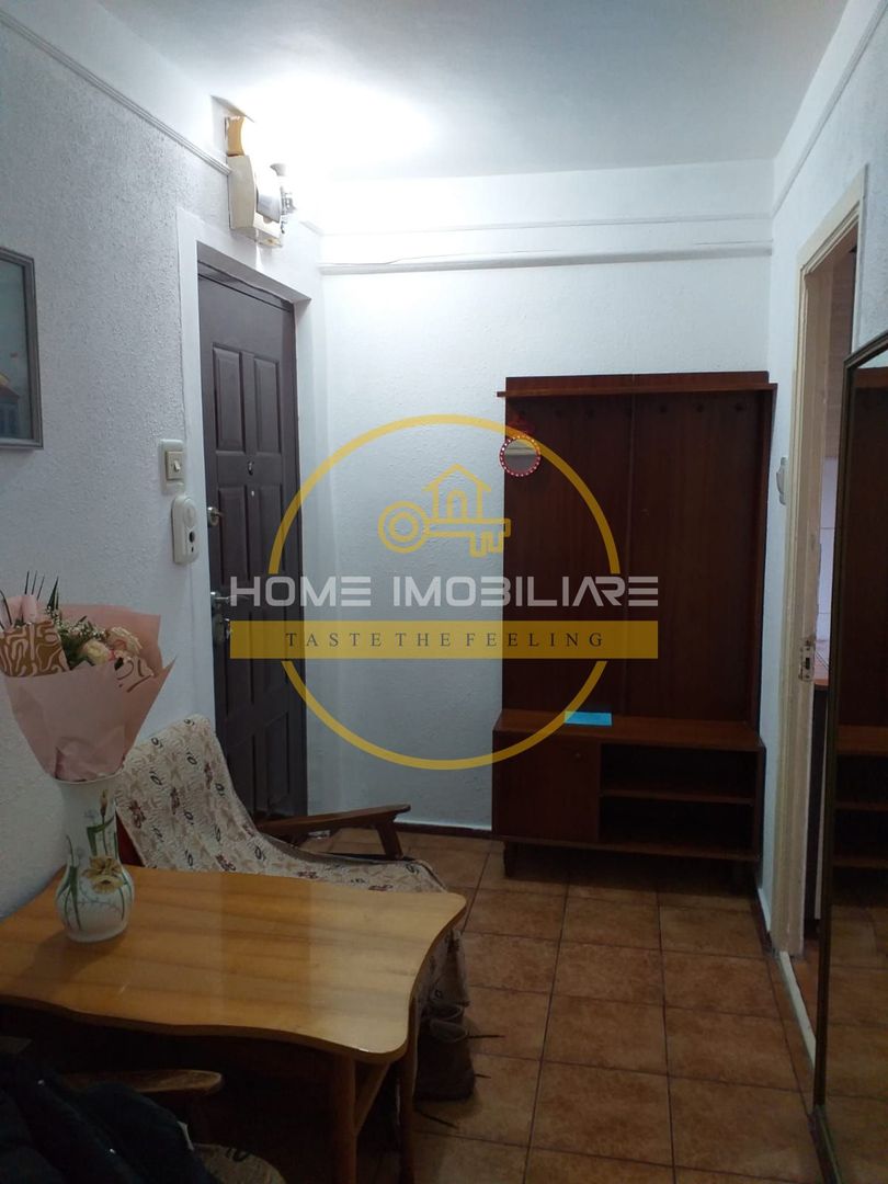 Apartament de inchiriast / 52mp/ zona Podu Ros - Poză 5