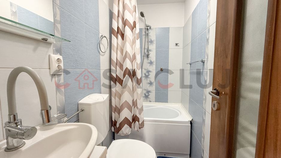 Apartament la casa cu curte si 2 locuri de parcare,Marasesti - Poză 8