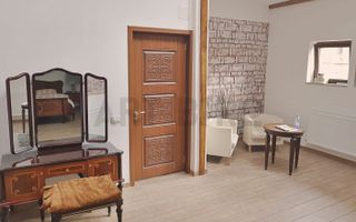 Zero comision, 55mp birou sau resedinta in vila eclectica, Polona, 1'M - Poză 2