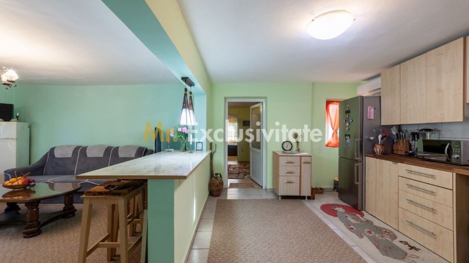 Casa vintage in Com. Uliești, Dambovița  cu  livadă generoasă și anexă - Poză 8