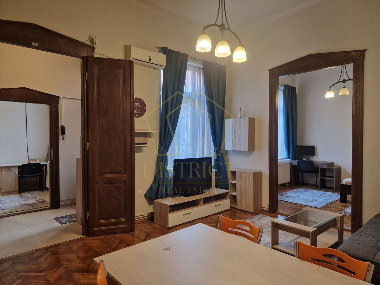 Apartament cu 3 camere | Cladire istorica | ULTRACENTRAL - Poză 1