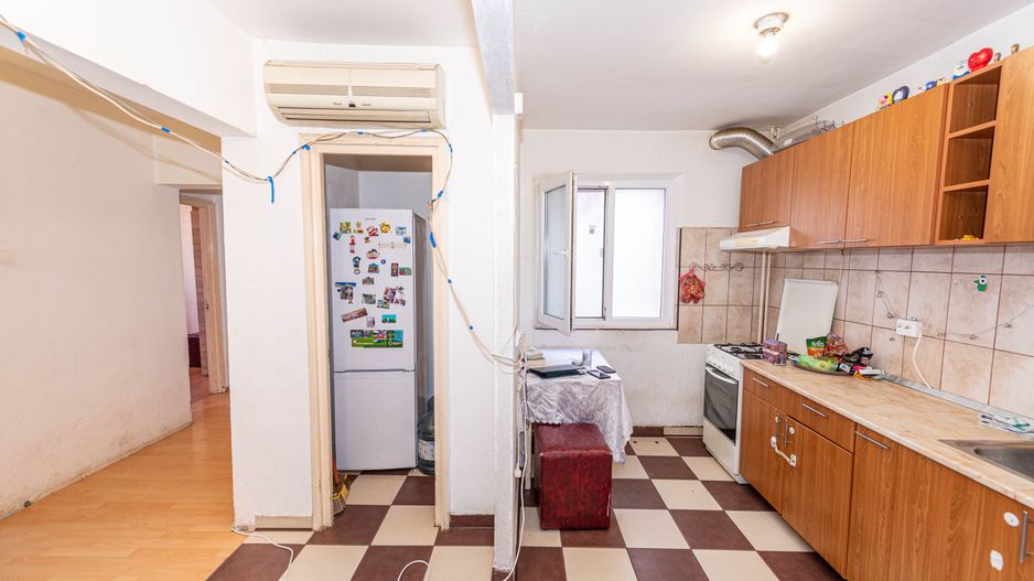 Apartament 3 camere, de vanzare, langa metrou, Dr. Taberei - Poză 3