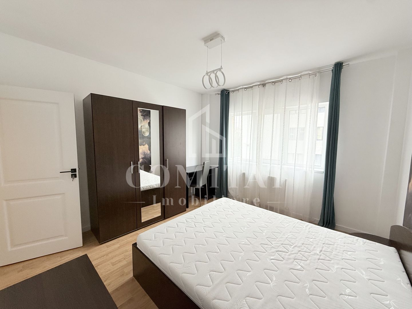 Apartament cu 4 camere | zona The Office Cluj - Poză 8
