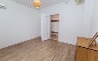 Apartament 4 camere renovat, central, ideal rezidențial sau activitate business - Poză 12
