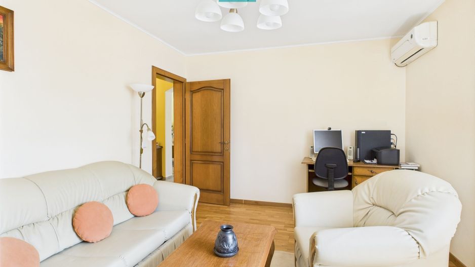 Casă cochetă în Sânleani - Cartierul Florilor - Poză 4