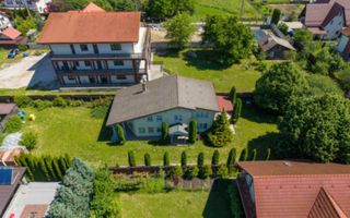 Casă Individuală - Spațioasă de Vânzare în Cristian - Poză 44