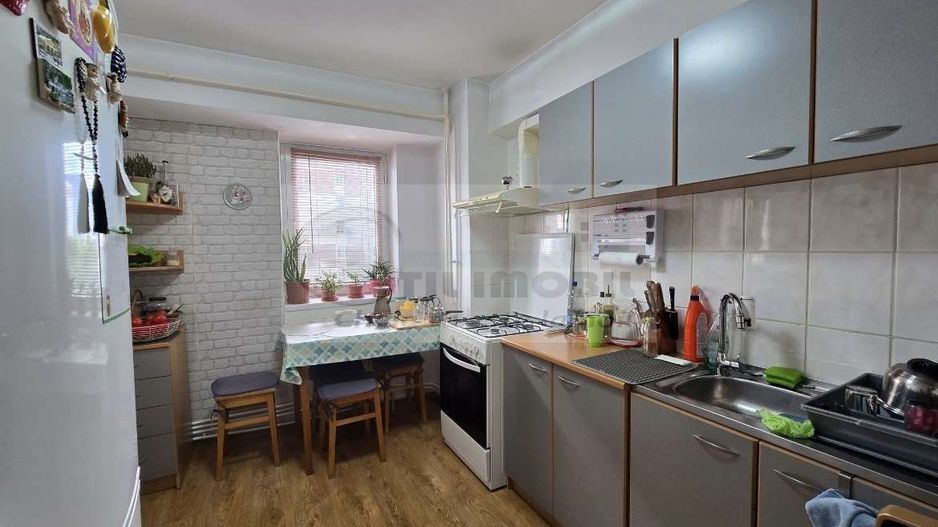 Apartament decomandat, 2 camere, etaj 2/10 - Frumoasa ! - Poză 5