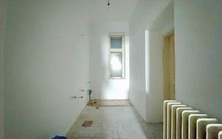 Casă / Vilă cu 6 camere de vânzare în zona Elisabetin - Poză 24