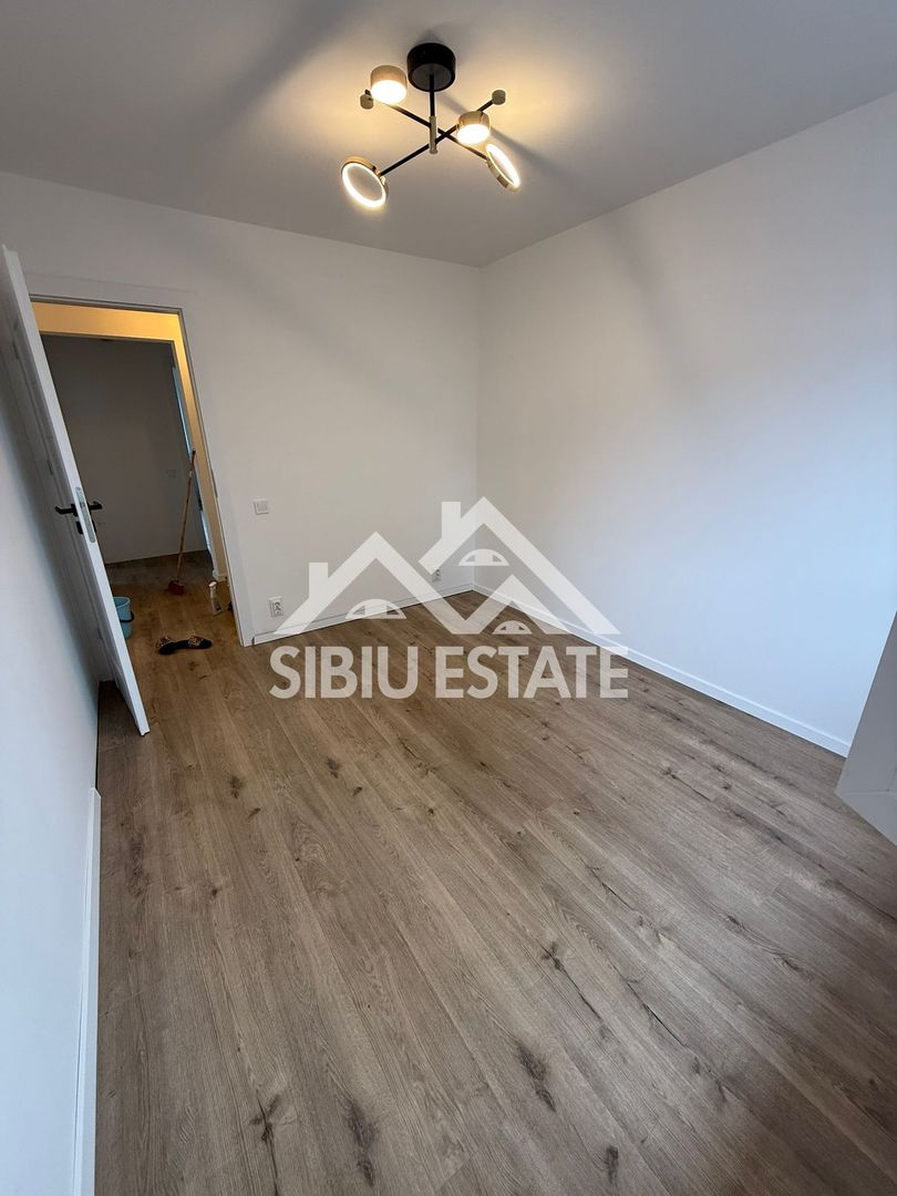 Locație excelentă! Apartament 3 camere renovat, etaj 1, Sibiu - Poză 31