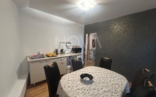 Casa de vanzare 200 mp cu spatiu comercial la parter, strada Lunga - Poză 2