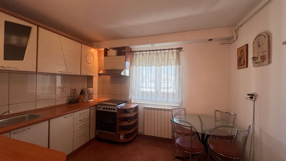 3 camere cu centrala termica proprie | 2 balcoane - Poză 9