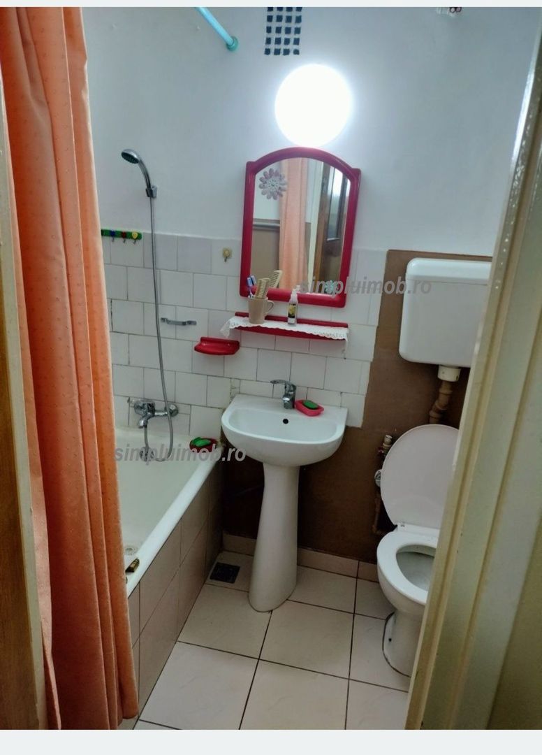 Metrou 1 Decembrie Apartament 2 Camere Decomandat Etaj 1/4 - Poză 6