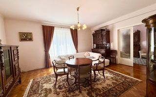Apartament mobilat si utilat complet, zona centrala, 4 camere, 2 bai - Poză 9