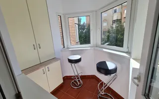 Apartament 3 camere 100 mp utili 2 bai 2 balcoane etaj 2 zona Centrala - Poză 12