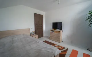 VILA MOBILATA si UTILATA- jacuzzi piscina incalzita - Poză 15
