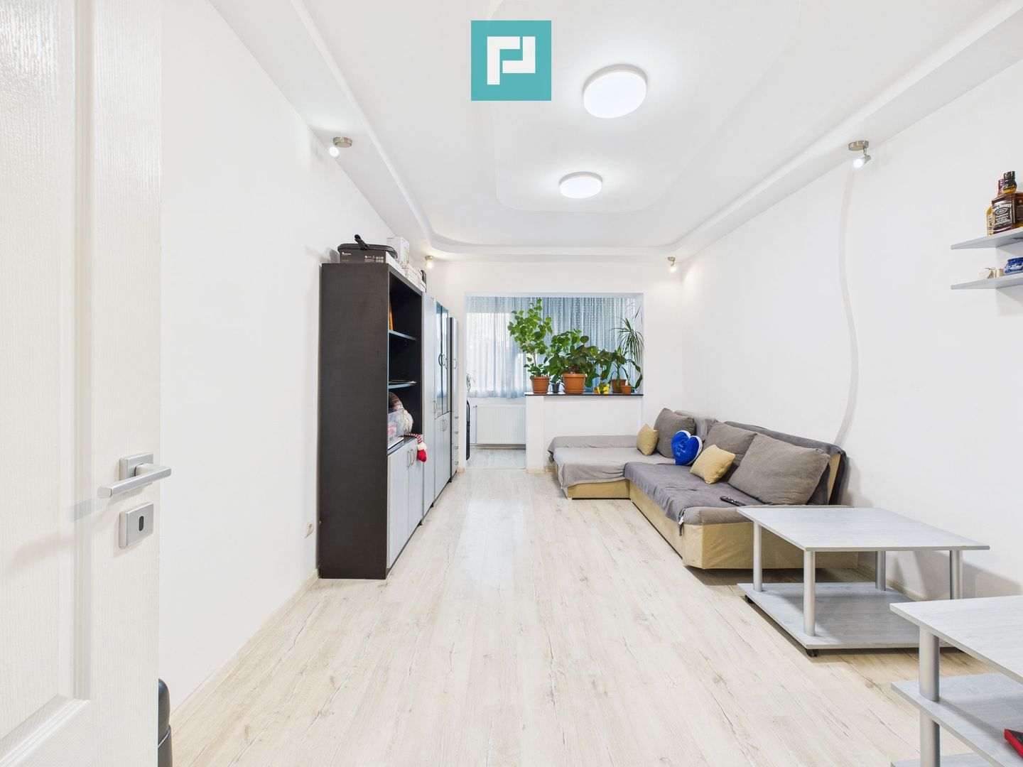 Apartament 2 camere, decomandat în Gradiște, Arad - Poză 1