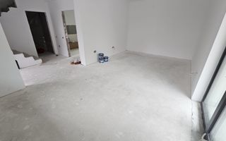 CASA DUPLEX - TOATE UTILITATILE, STRADA ASFALTATA, ACTE GATA, COMIS 0% - Poză 5