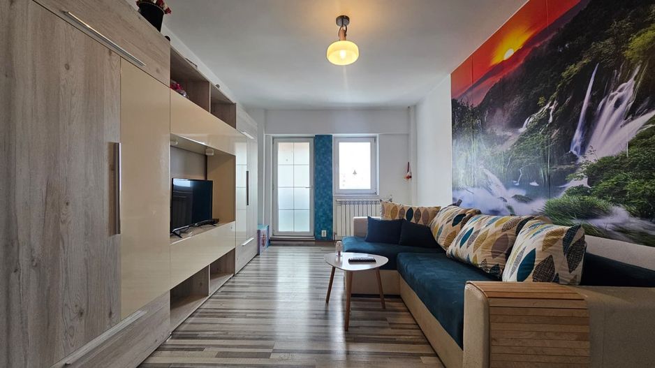 Apartament 2 camere de vanzare Poarta 6 bloc turn / Constanta - Poză 1