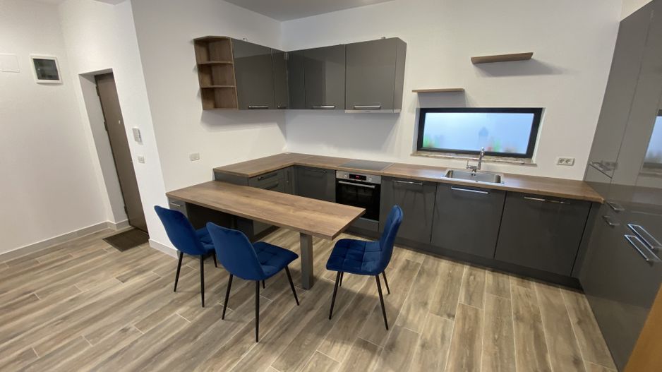 Apartament Dumbravita aproape de Padure - Poză 2