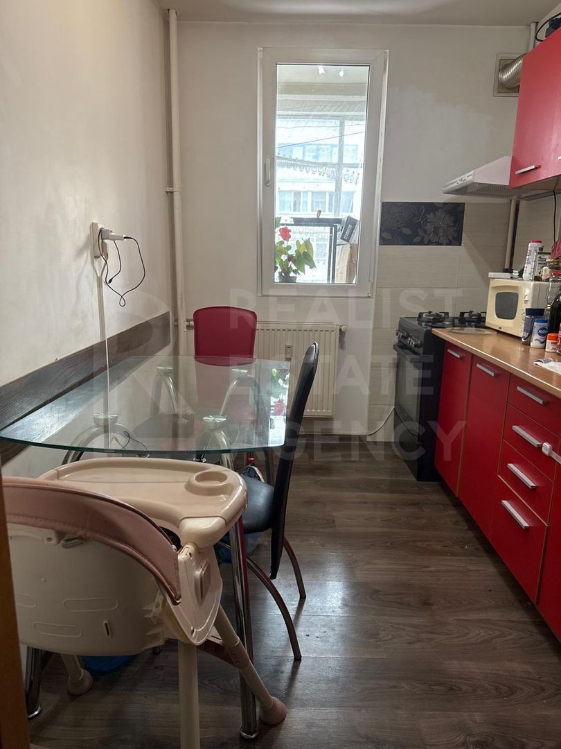 Chirie, apartament cu 2 camere în zona Drumul Taberei, București - Poză 12