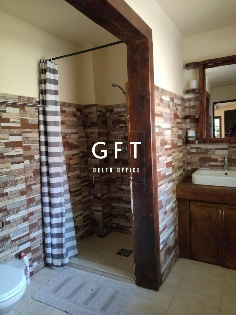 Cabana 160 mp-teren 5 ari-Foisor cu barbecue-La cheie-Colibita - Poză 4