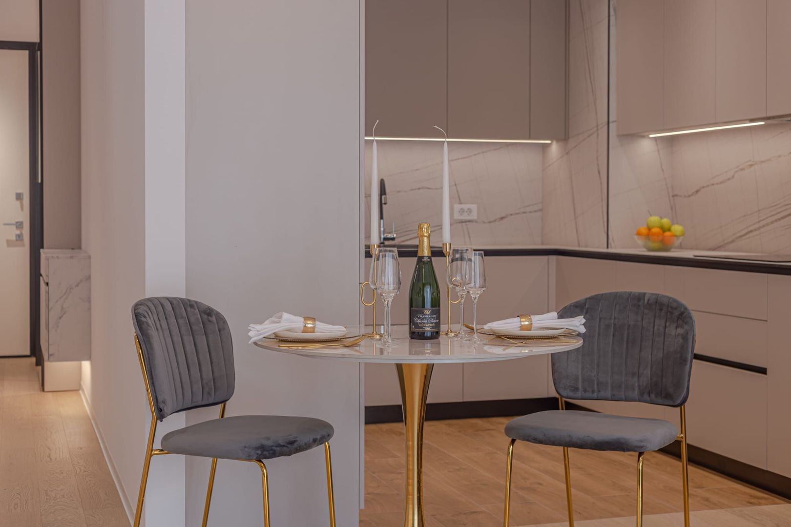 Apartament 2 Camere | One Lake Club | Vedere Lac | Mobilat & utilat complet - Poză 10