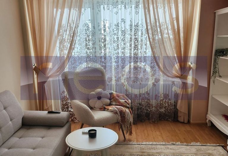 INCHIRIERE APARTAMENT 2 CAMERE 56MP RENOVAT LUX PIATA ROMANA ASE - Poză 1