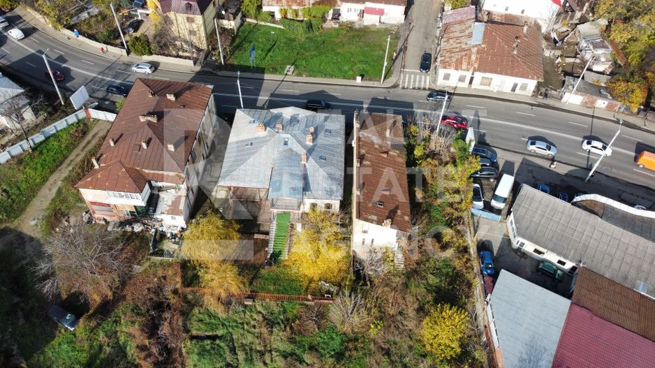 De vânzare – Clădire impresionantă, 11 camere, 9 dormitoare, Păcurari - Poză 3