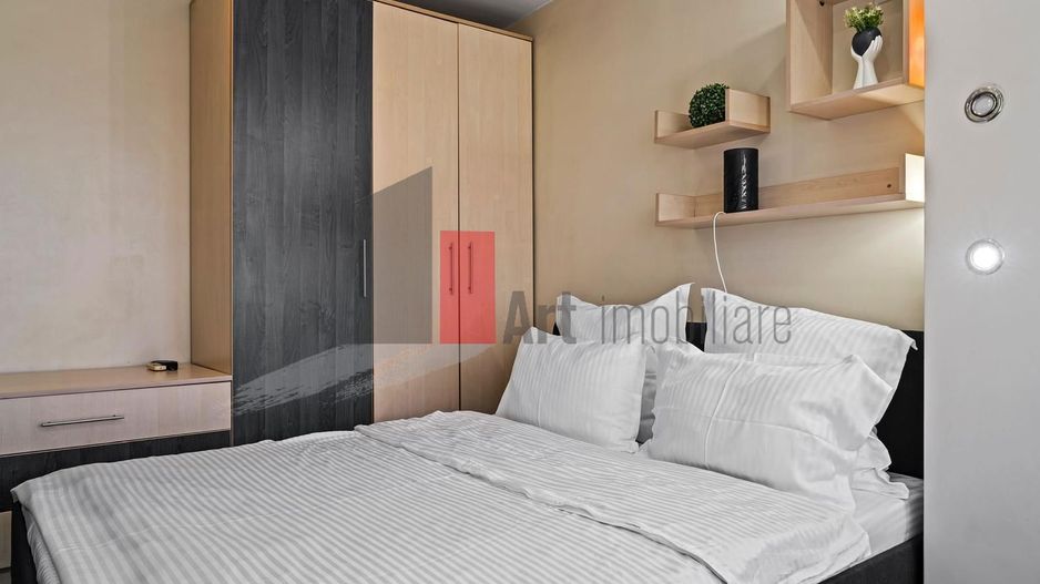 APARTAMENT  DE  4 CAMERE UNIRII - Poză 25