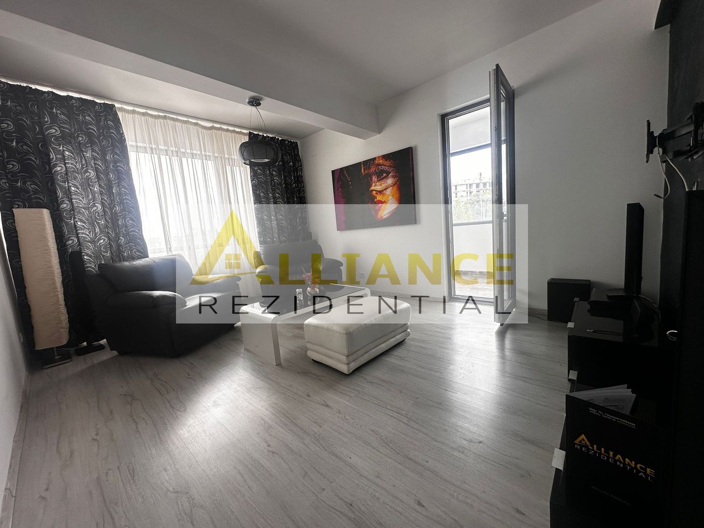 Apartament 3 camere, 2 bai | Mobilat si utilat | Metrou - Poză 2