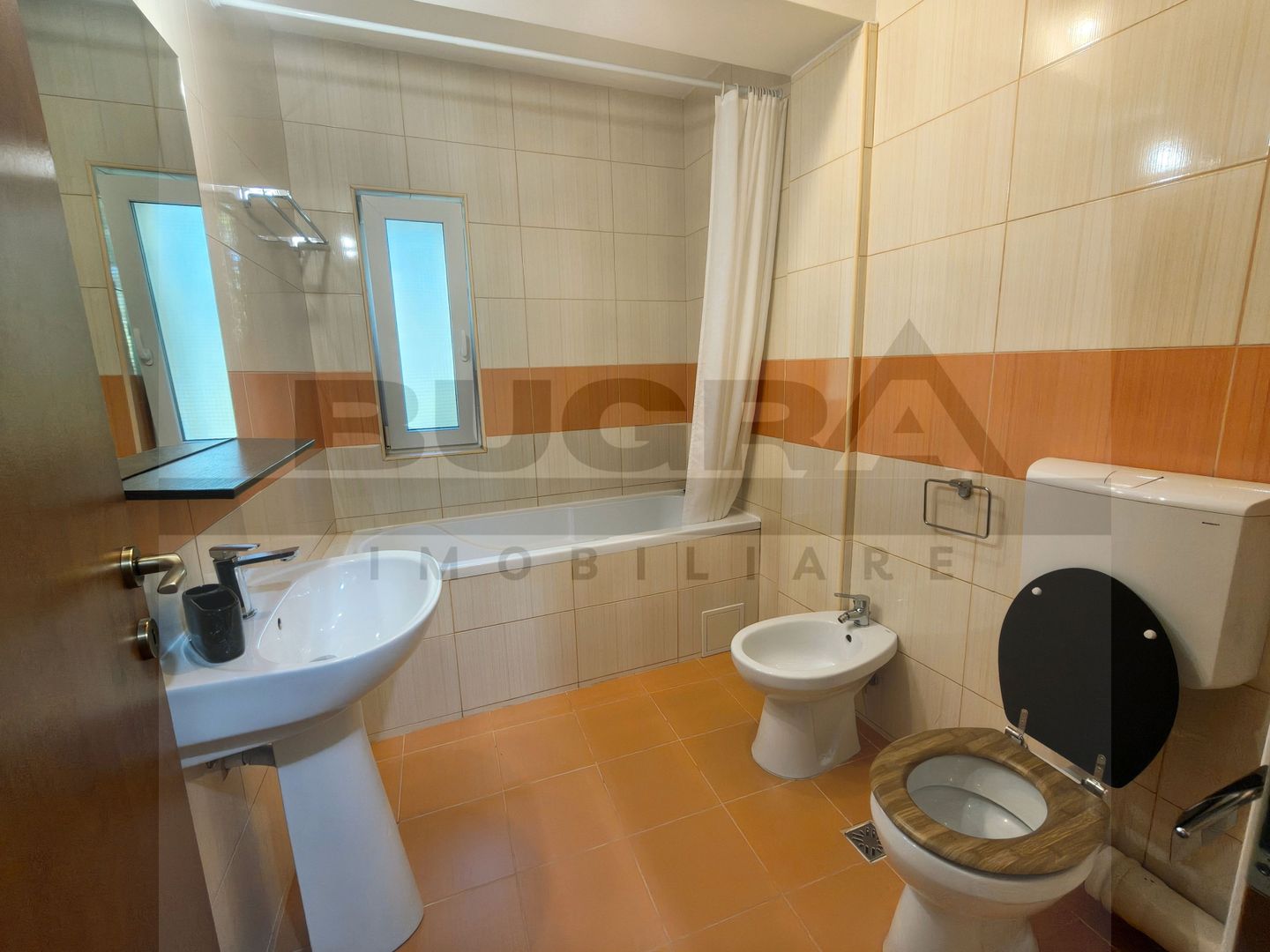 Apartament cu 2 camere, boxa, garaj subteran, Andrei Muresanu - Poză 8