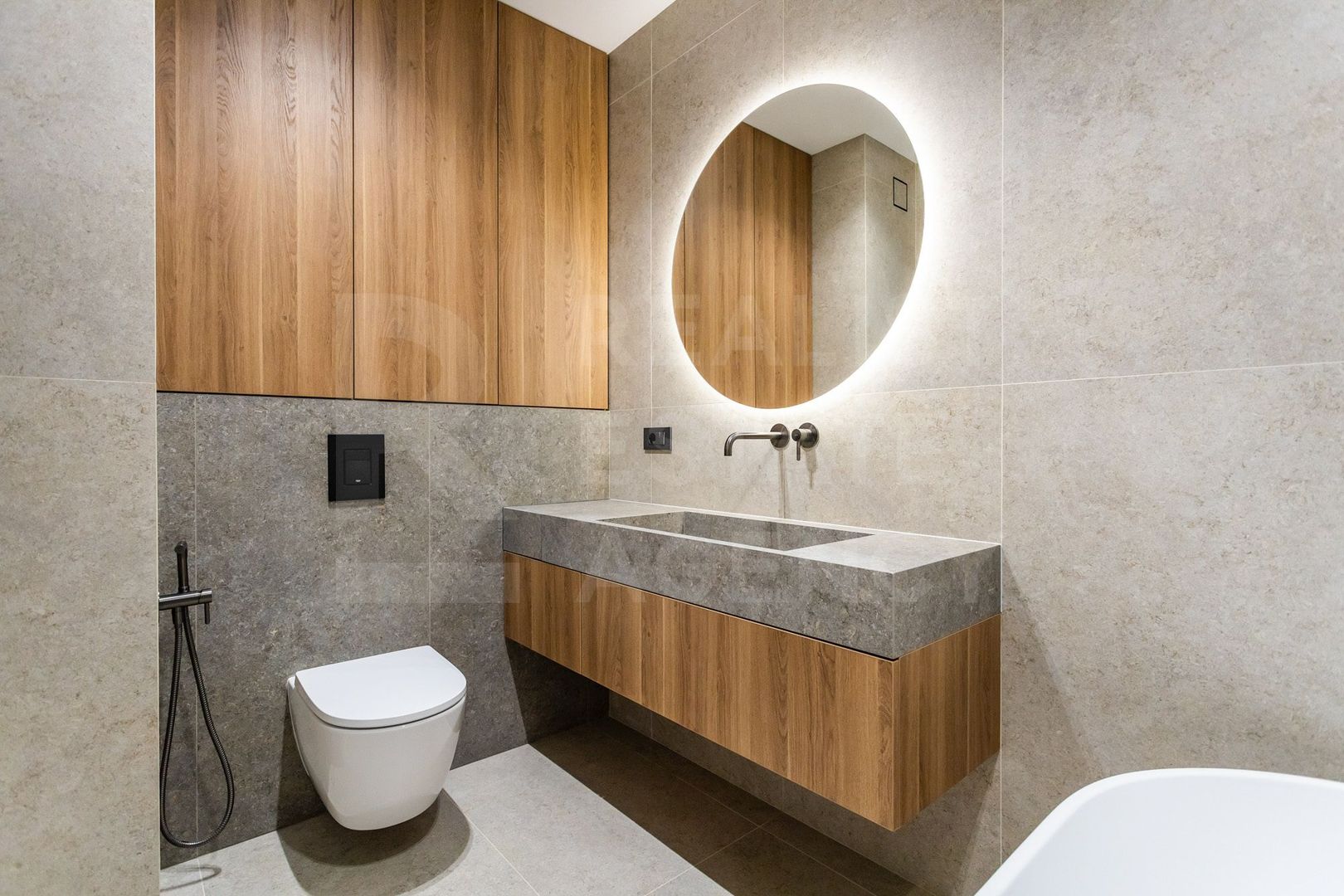Apartament mobilat de 90 mp cu 3 dormitoare în Buiucani - Poză 16